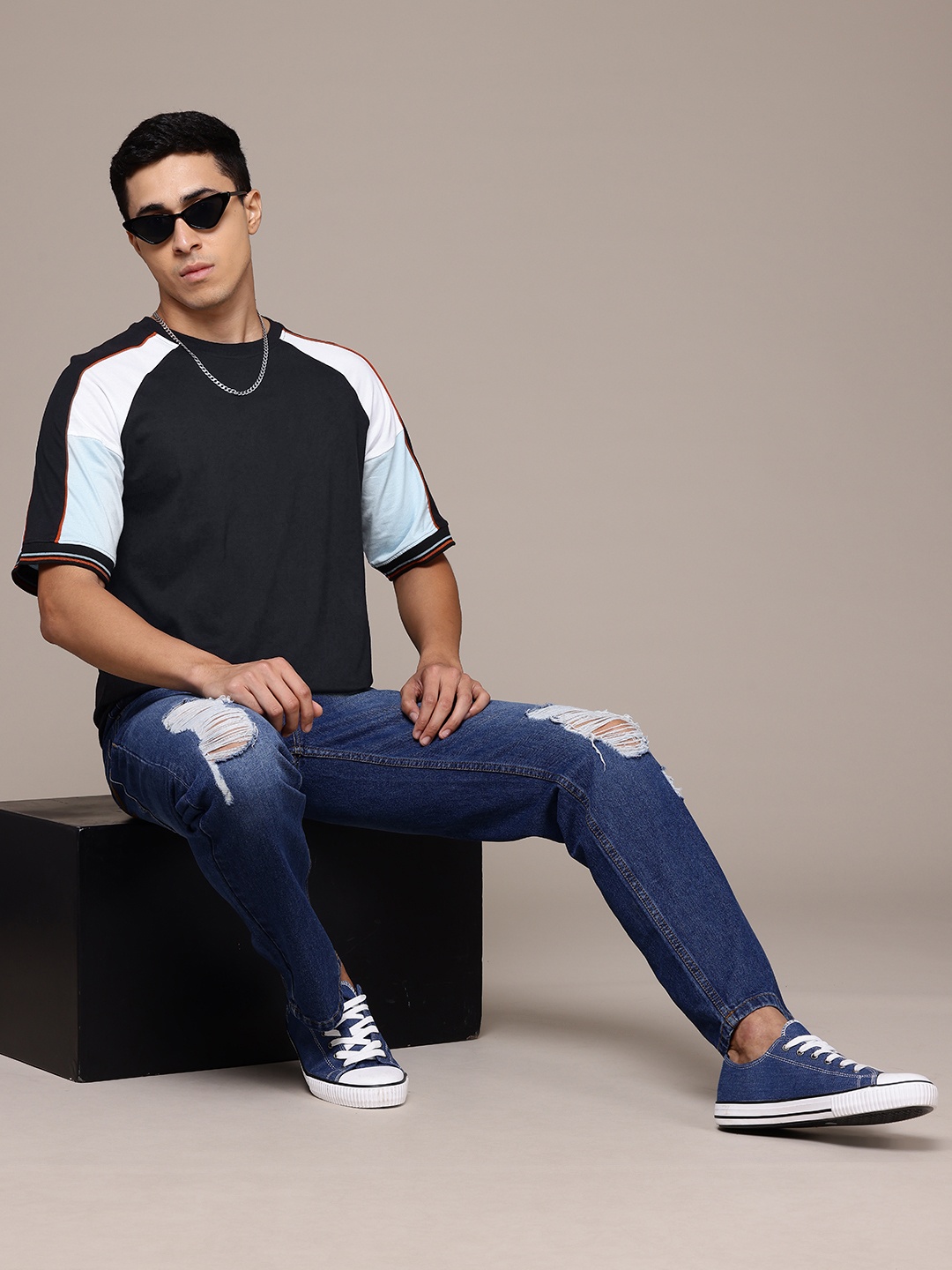 

The Roadster Lifestyle Co. Raglan Sleeves Pure Cotton T-shirt, Black