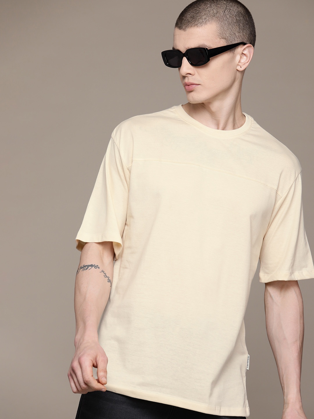 

The Roadster Lifestyle Co. Relaxed Fit T-shirt, Cream