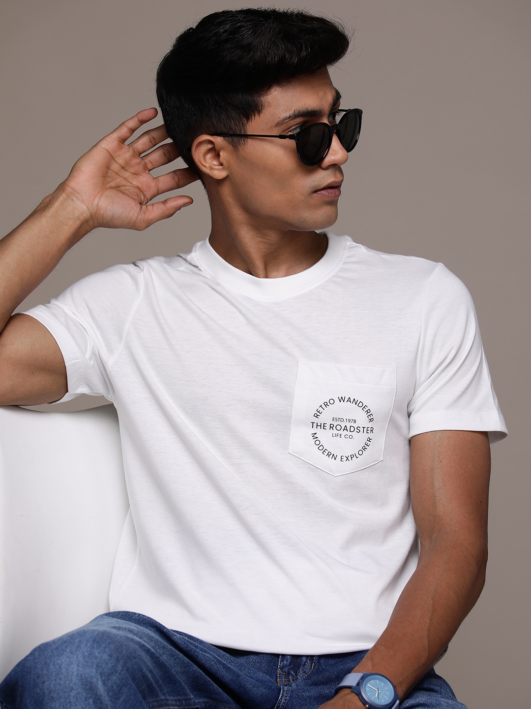 

The Roadster Lifestyle Co. Patch Pocket T-shirt, White