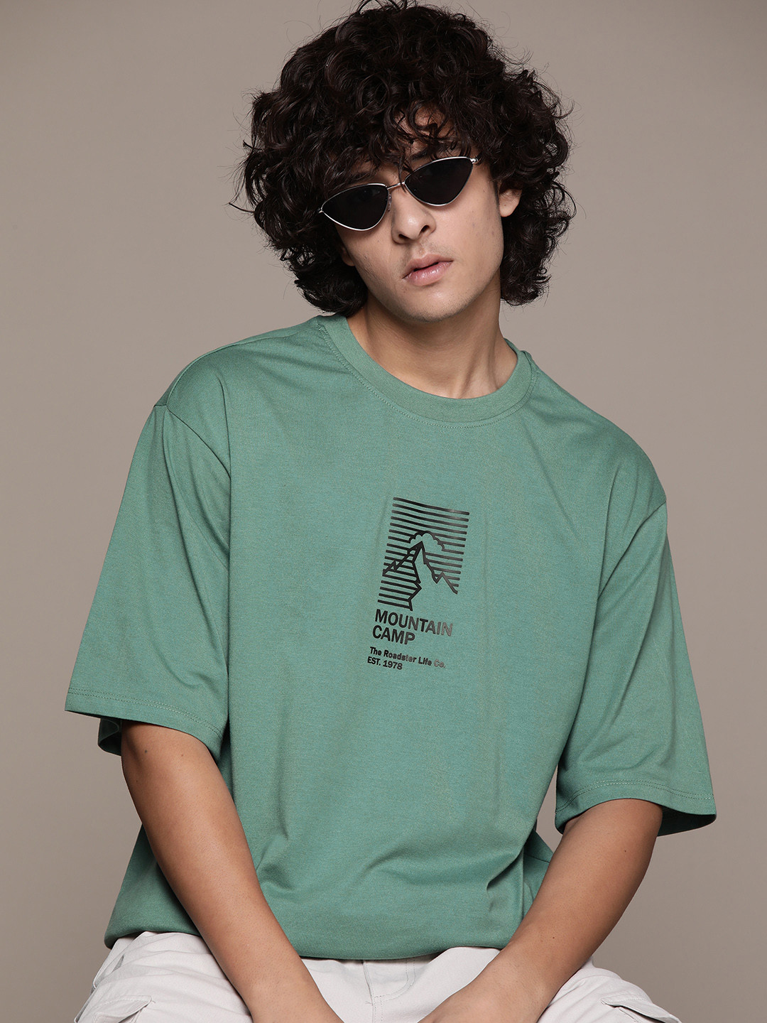 

The Roadster Lifestyle Co. Printed Drop-Shoulder Sleeves Relaxed T-shirt, Green