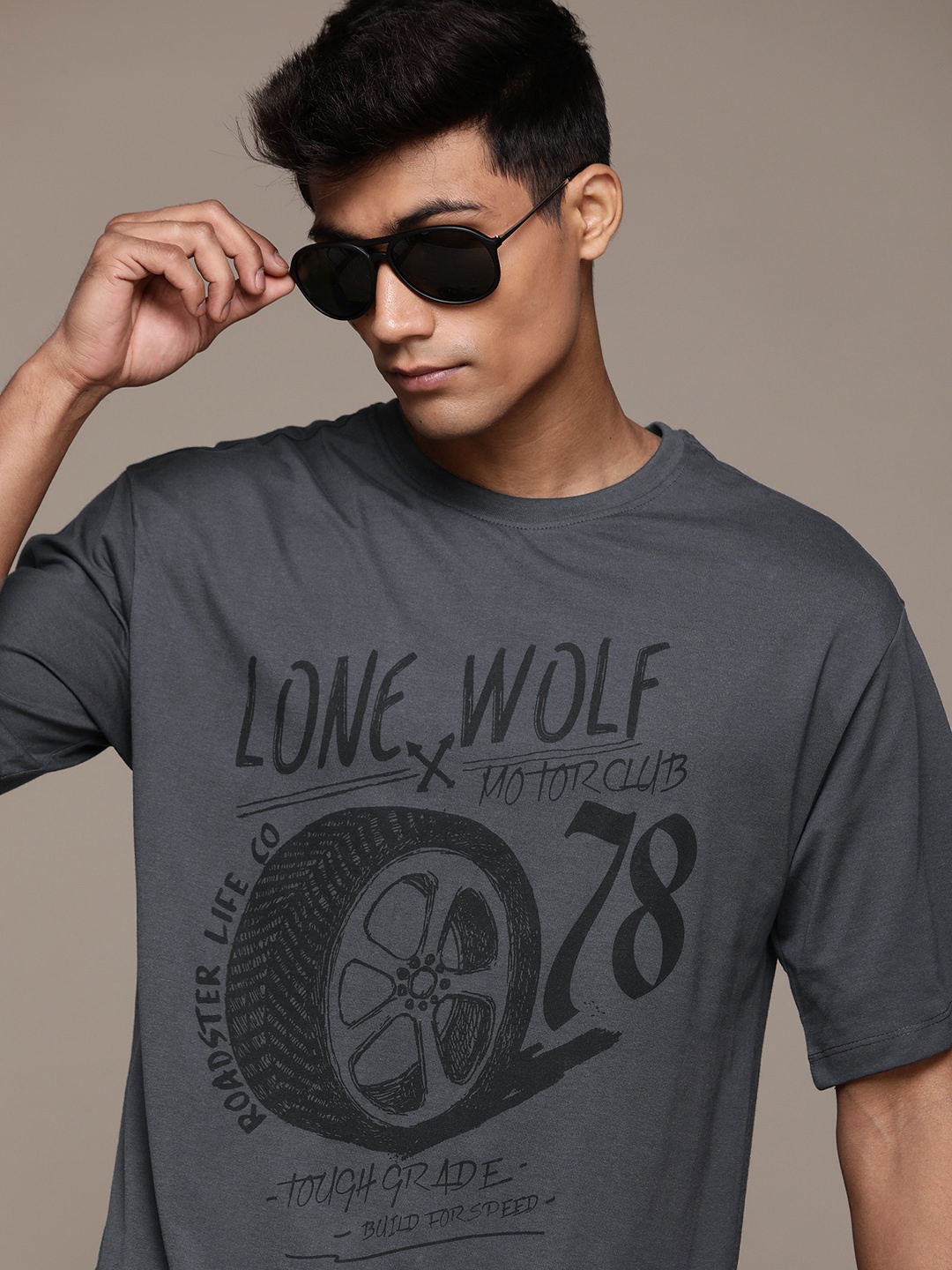 

The Roadster Lifestyle Co. Printed Drop-Shoulder Sleeves Relaxed T-shirt, Charcoal
