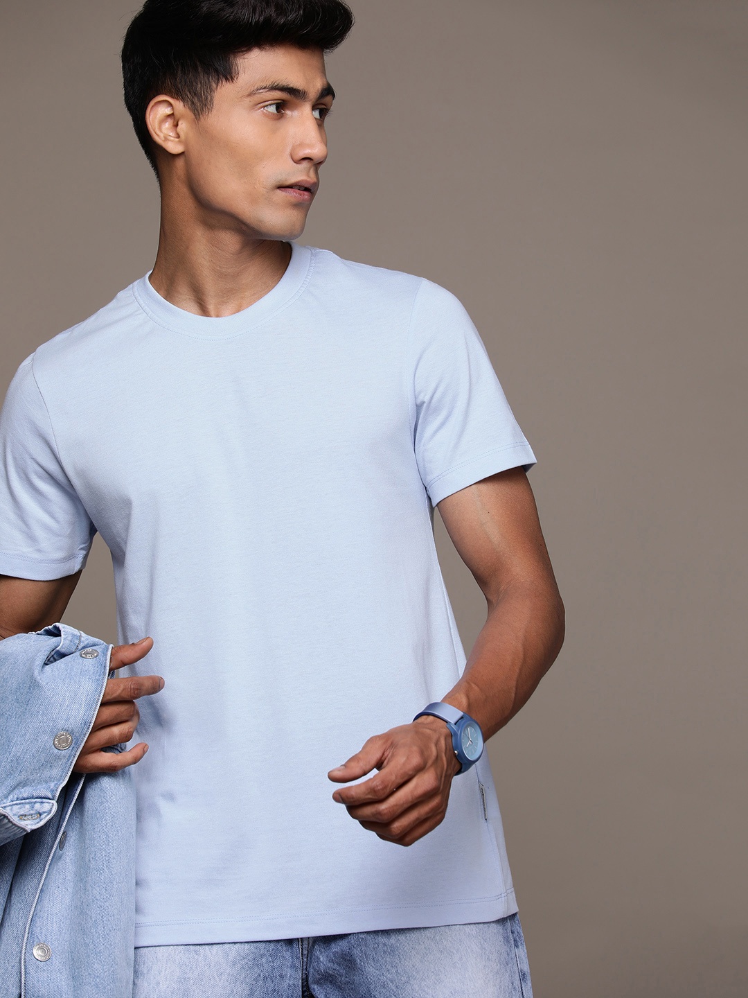

The Roadster Lifestyle Co. Round Neck T-shirt, Blue