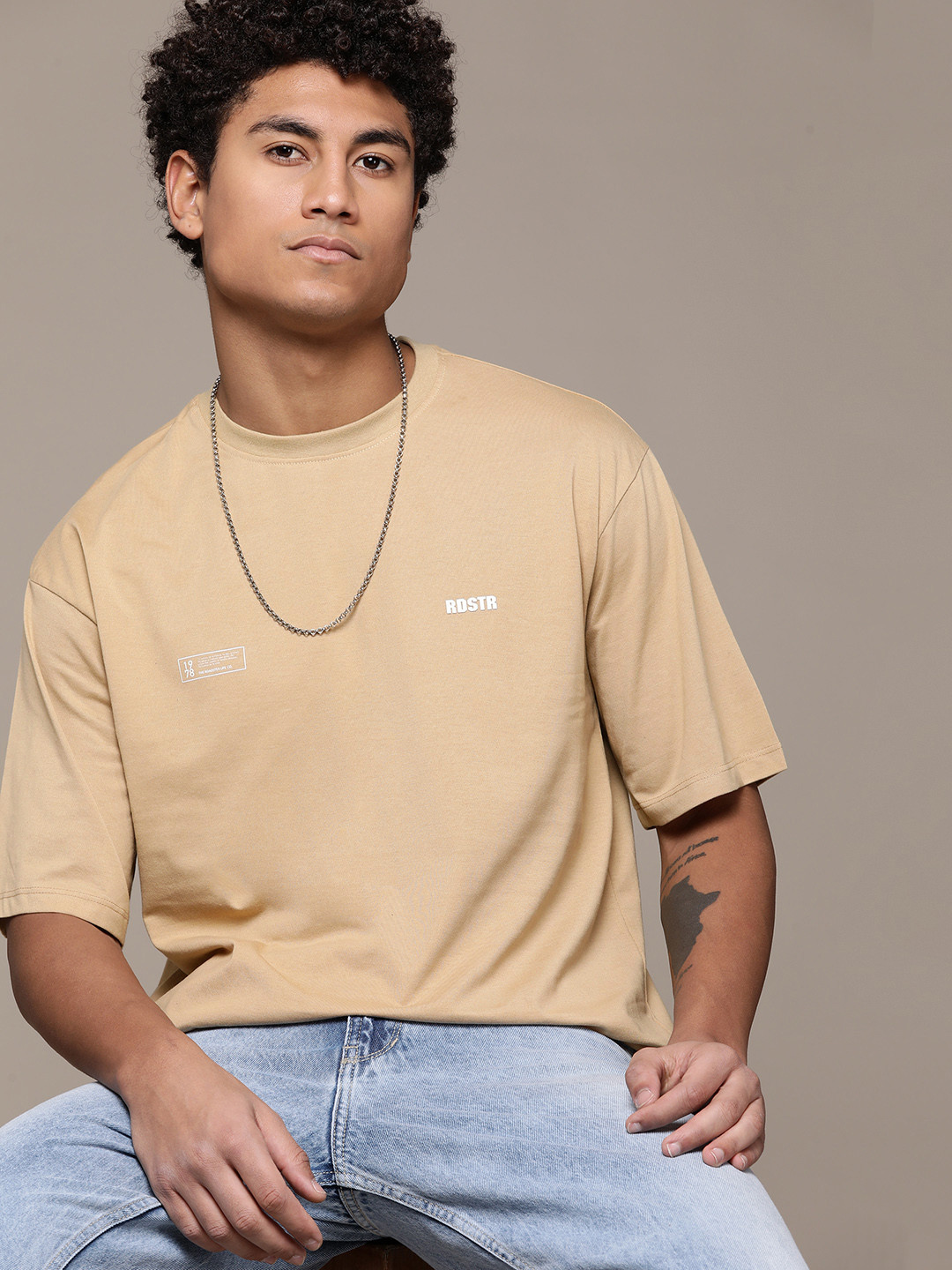 

The Roadster Lifestyle Co. Solid Relaxed T-shirt, Beige