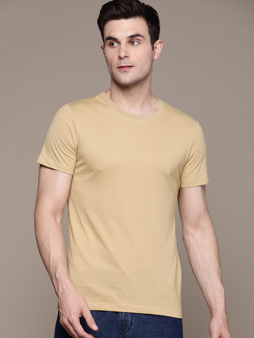 

The Roadster Lifestyle Co. Round Neck T-shirt, Beige