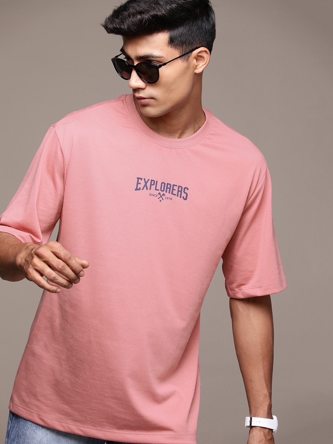 

The Roadster Lifestyle Co. Men Typography Printed Oversized T-shirt, Pink