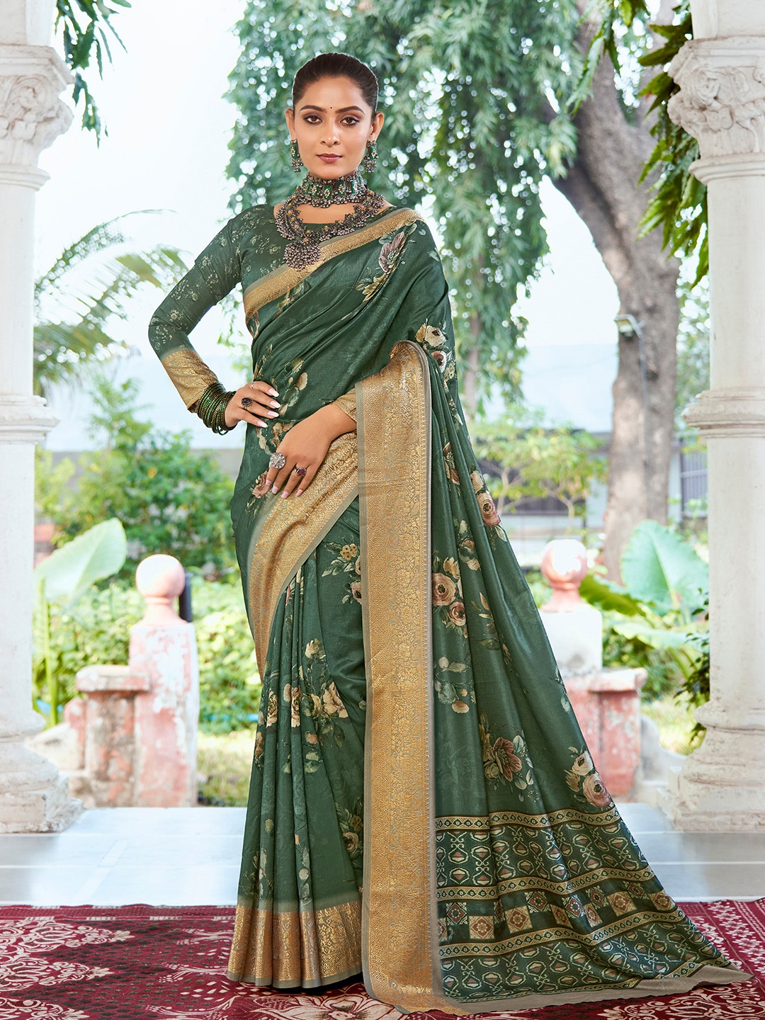 

Mitera Green & Brown Floral Printed Zari Saree