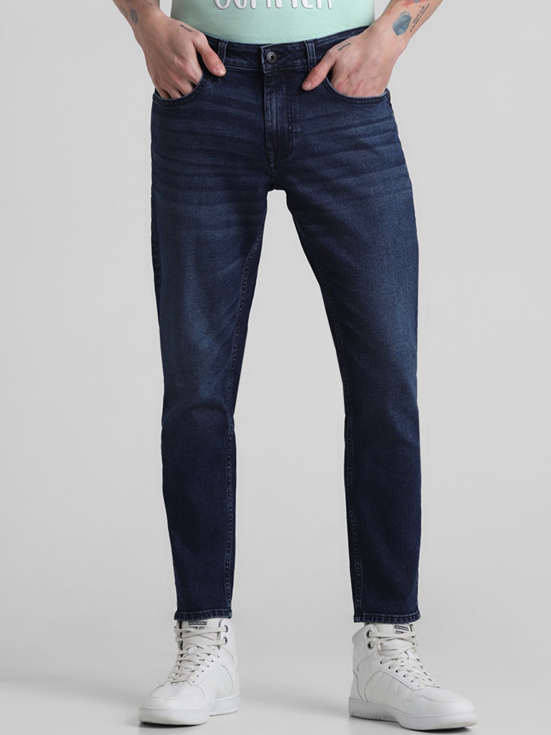 

Jack & Jones Men Slim Fit Light Fade Stretchable Jeans, Blue