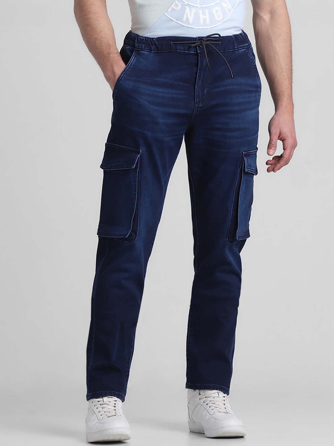 

Jack & Jones Men Relaxed Fit Low-Rise Stretchable Jeans, Blue