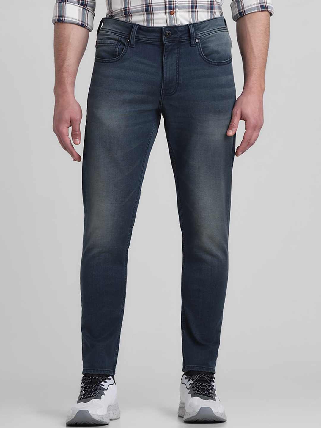 

Jack & Jones Men Slim Fit Light Fade Stretchable Jeans, Blue