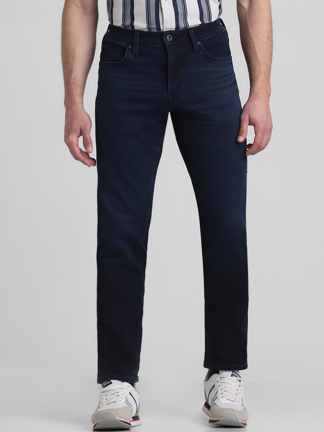 

Jack & Jones Men Slim Fit Low-Rise Stretchable Jeans, Blue