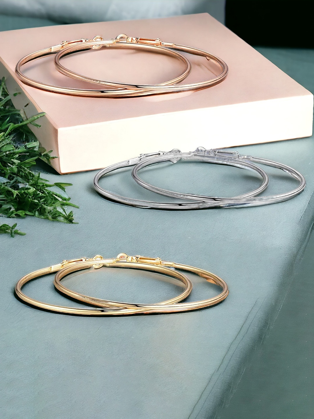 

The Pari Set Of 3 Assorted Gold-Plated Circular Hoop Earrings