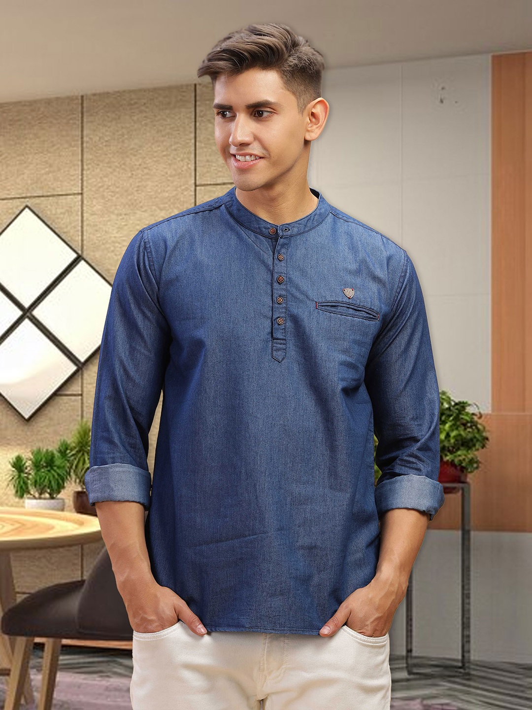 

Kuons Avenue Band Collar Denim Kurta, Blue