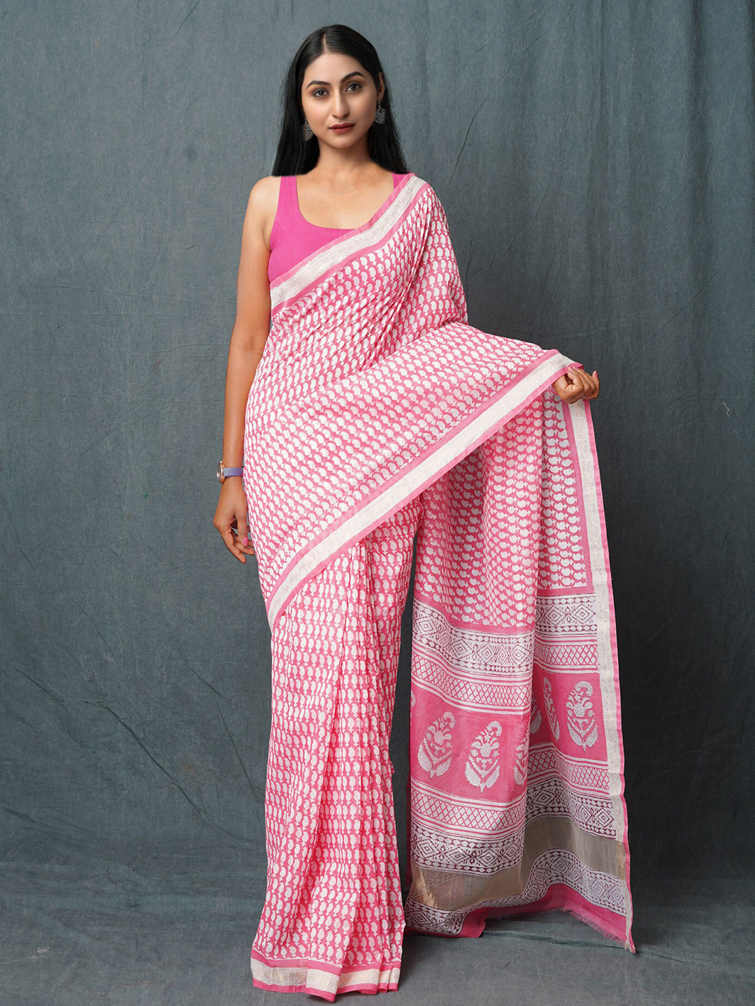 

Unnati Silks Ethnic Motifs Block Printed Silk Cotton Zari Handloom Chanderi Saree, Pink
