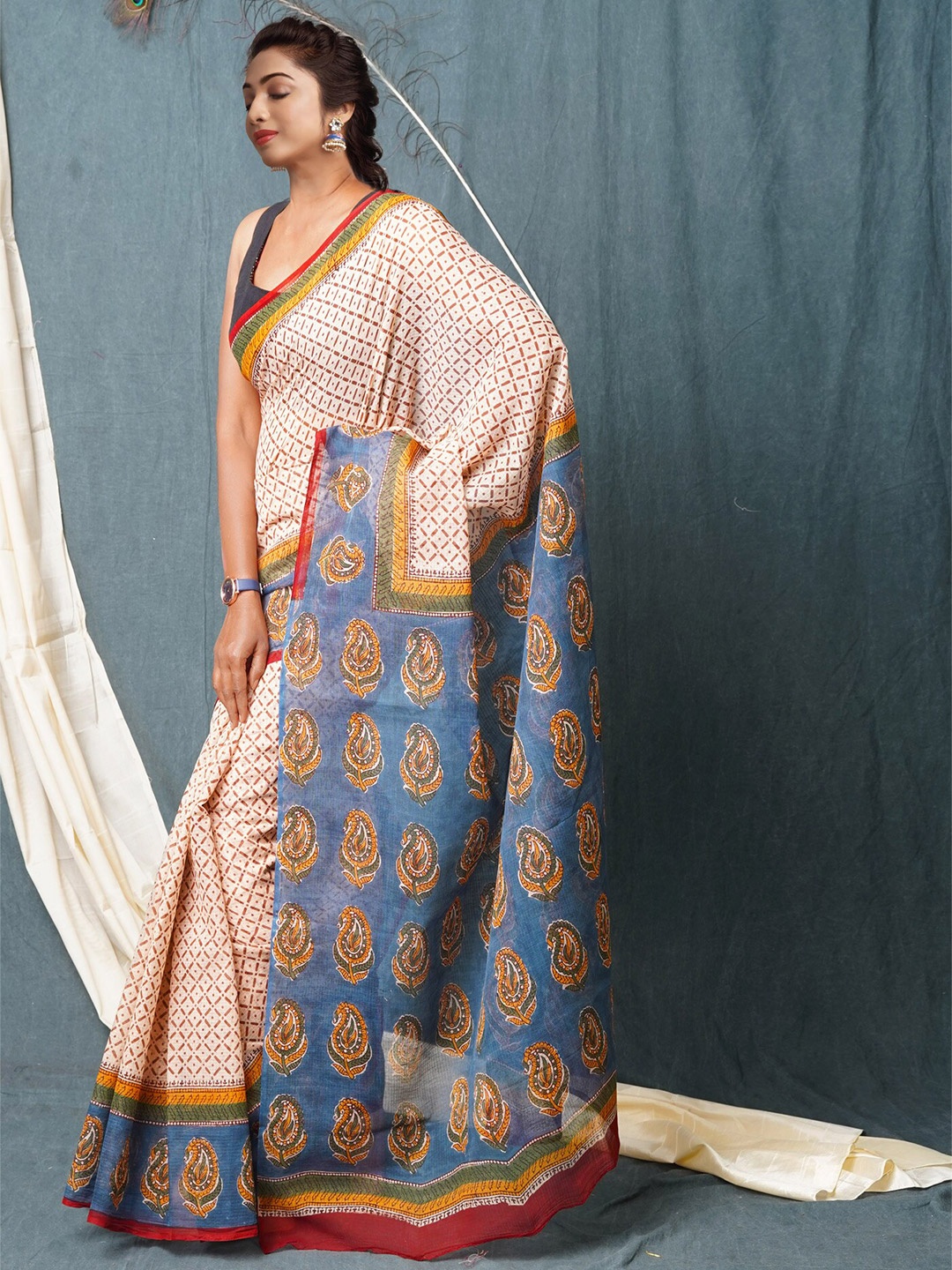 

Unnati Silks Ethnic Motifs Silk Cotton Handloom Kota Saree, Cream
