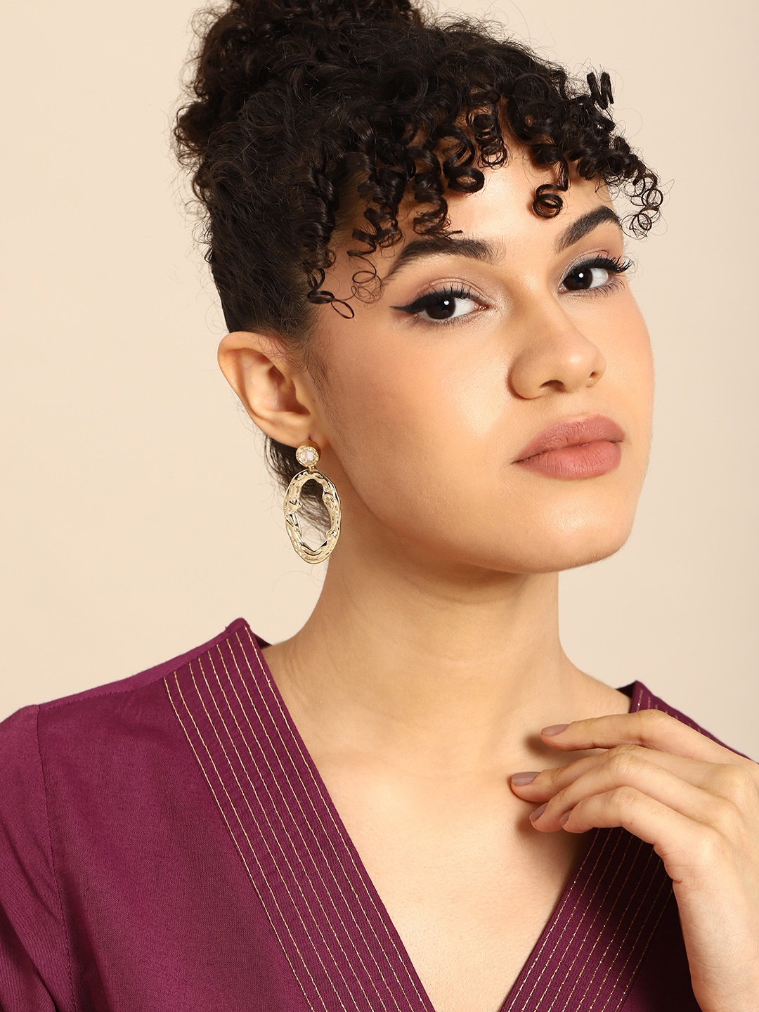 

Anouk Women Gold-Plated Oval Drop Earrings
