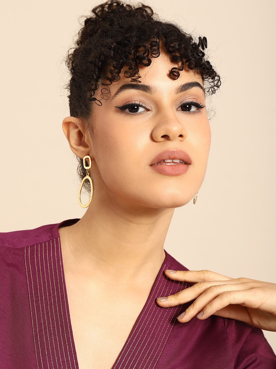 

Anouk Women Gold-Plated Oval Drop Earrings