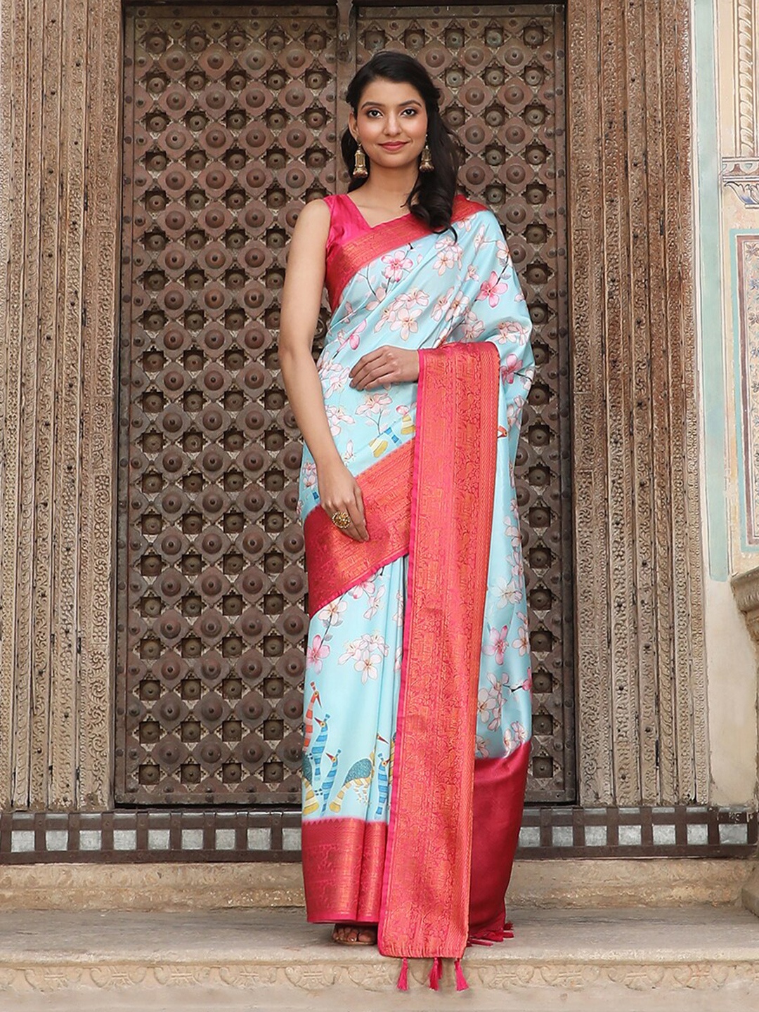 

JUST FASHION Floral Printed Zari Banarasi Saree, Red