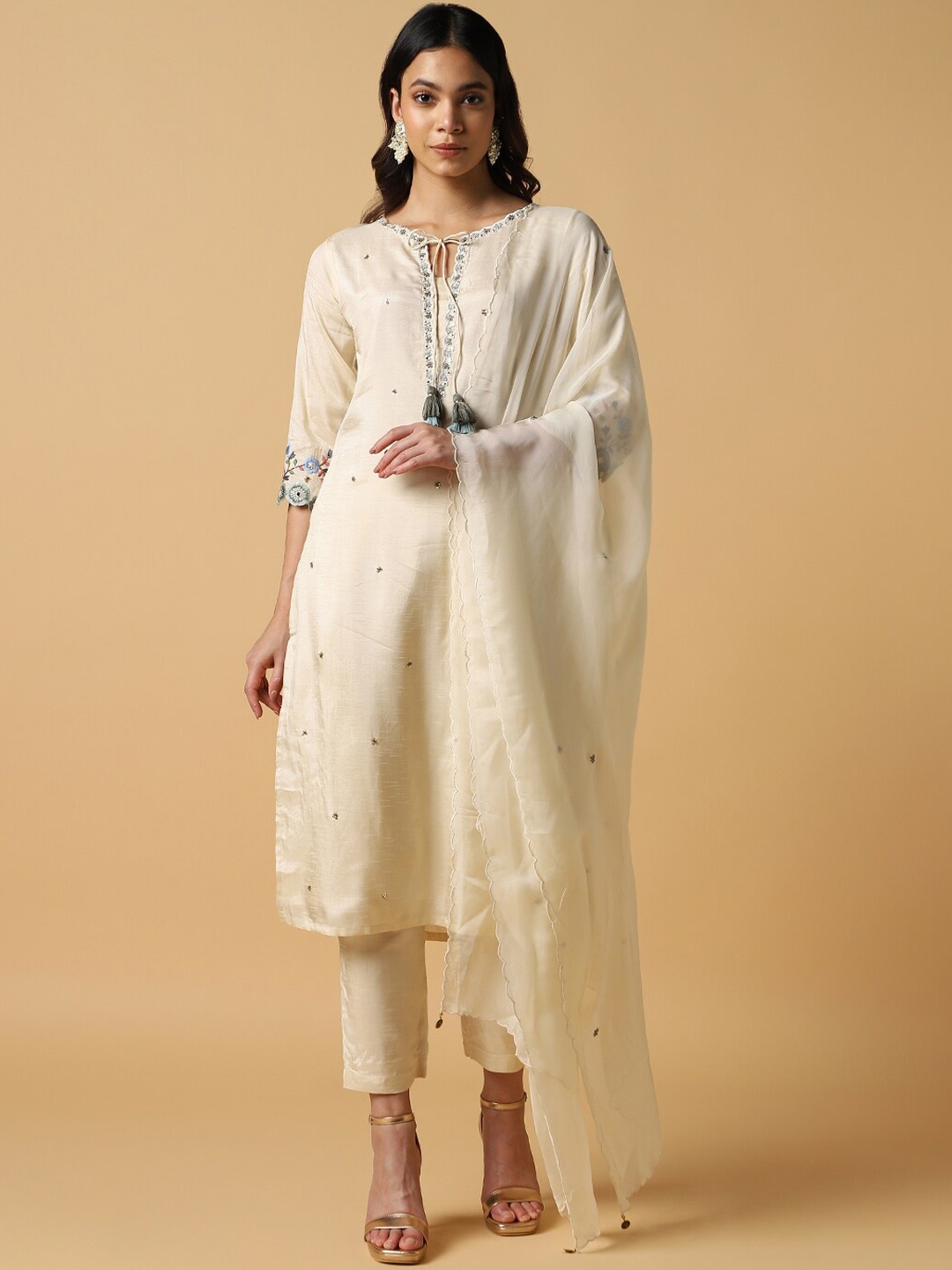 

House Of Dharaa Floral Embroidered Beads & Stones Pure Silk Kurta with Trousers & Dupatta, Off white