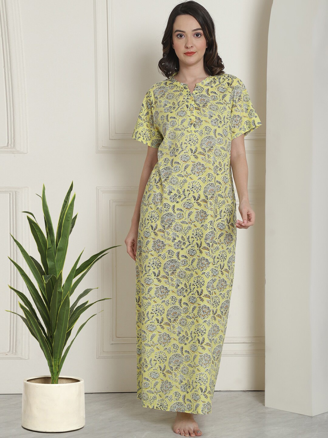 

Kanvin Yellow Floral Printed Mandarin Collar Pure Cotton Maxi Nightdress