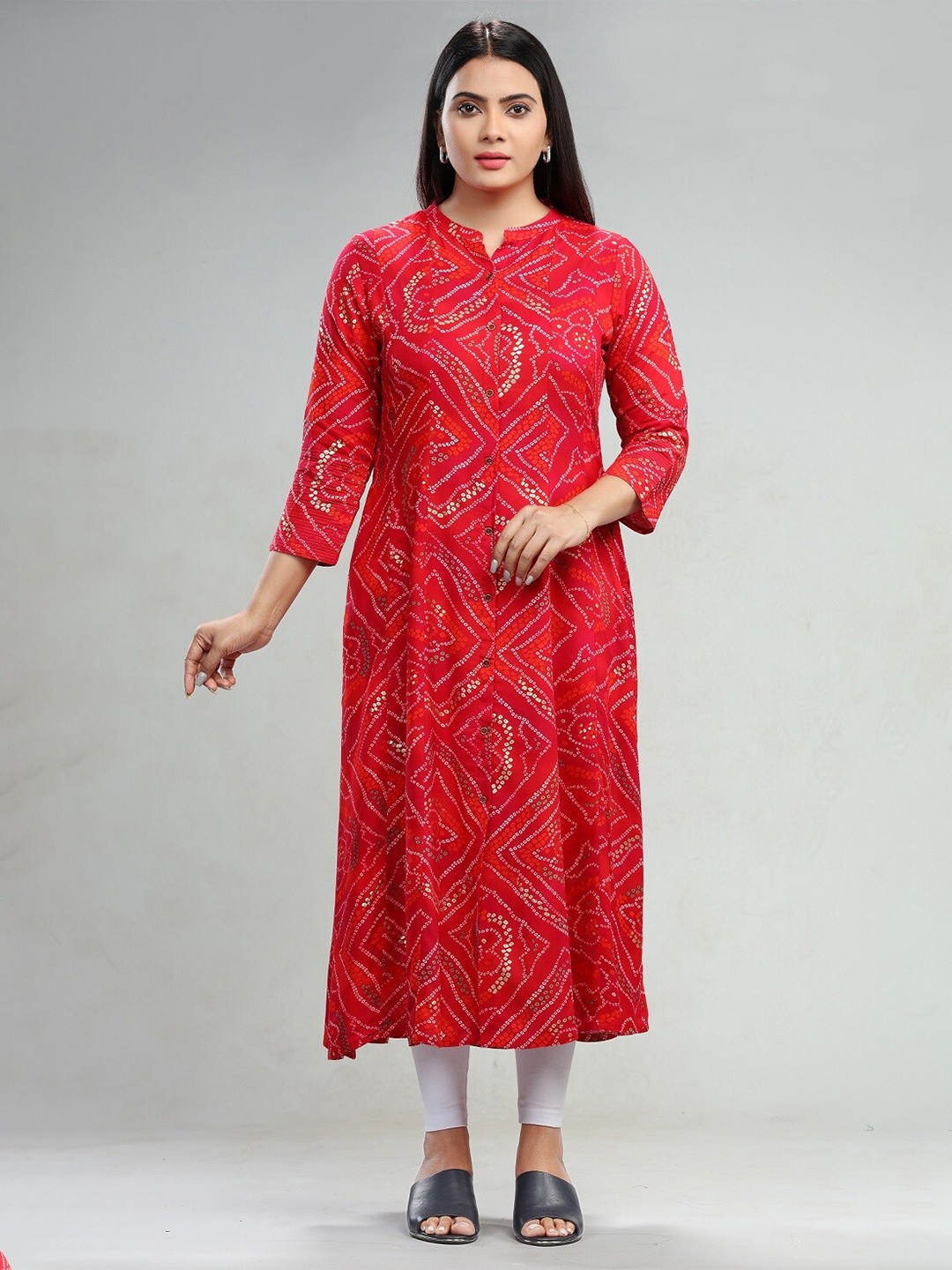 

COTTON CULTURE Bandhani Printed Mandarin Collar Three-Quarter Sleeves A-Line Kurta, Red