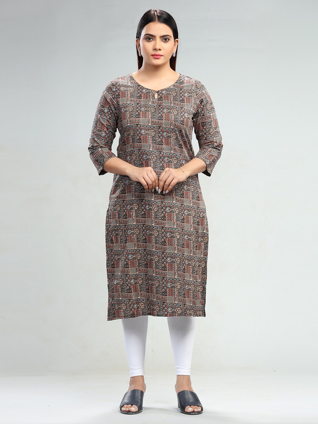 

COTTON CULTURE Abstract Printed Keyhole Neck Three-Quarter Sleeves Cotton Straight Kurta, Brown