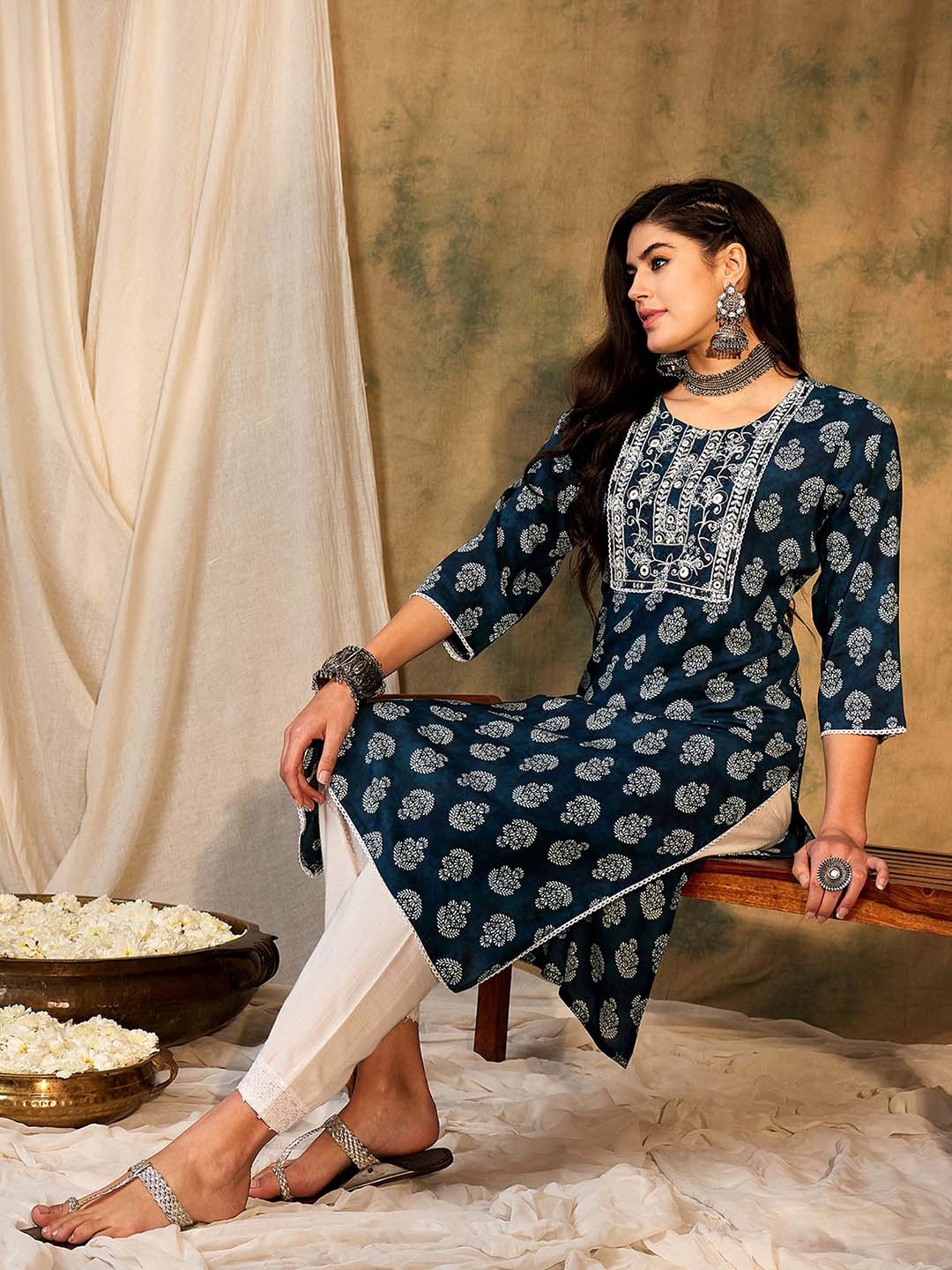 

Indo Era Women Ethnic Motifs Anarkali Kurta, Teal