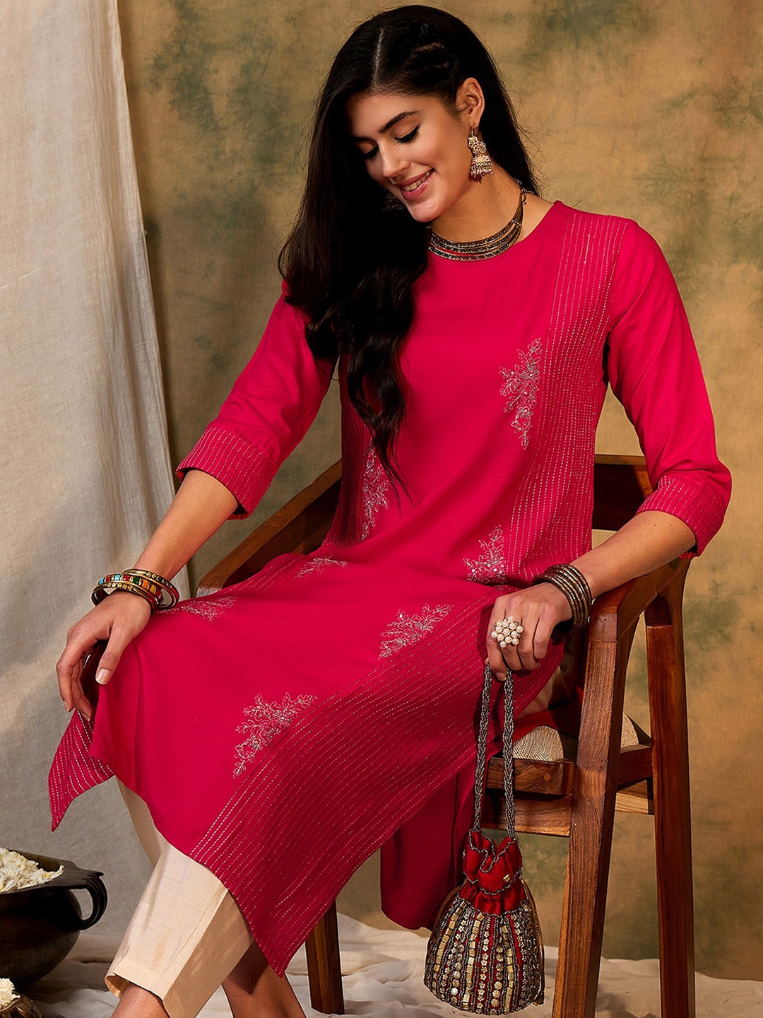 

Indo Era Women Kurta, Magenta