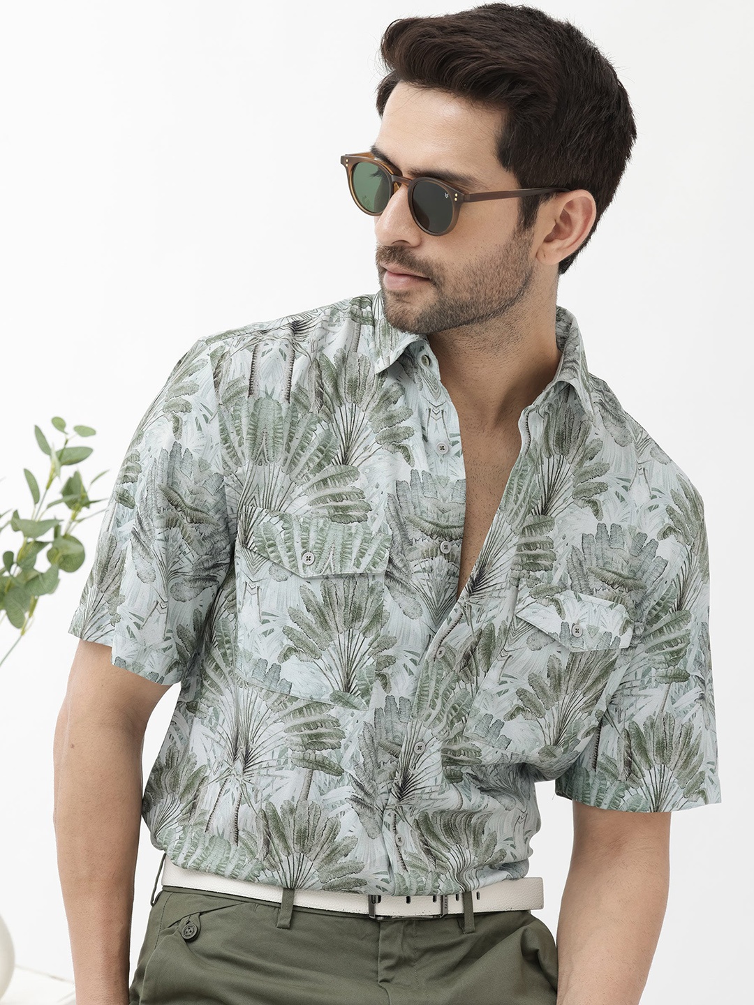 

RARE RABBIT Men Areno Regular Fit Tropical Printed Shirt, Green