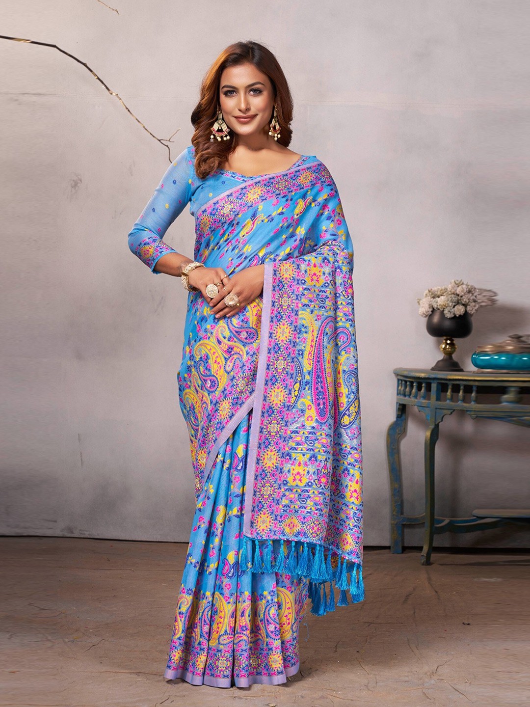 

FLOURIOUS Woven Design Silk Cotton Banarasi Saree, Turquoise blue