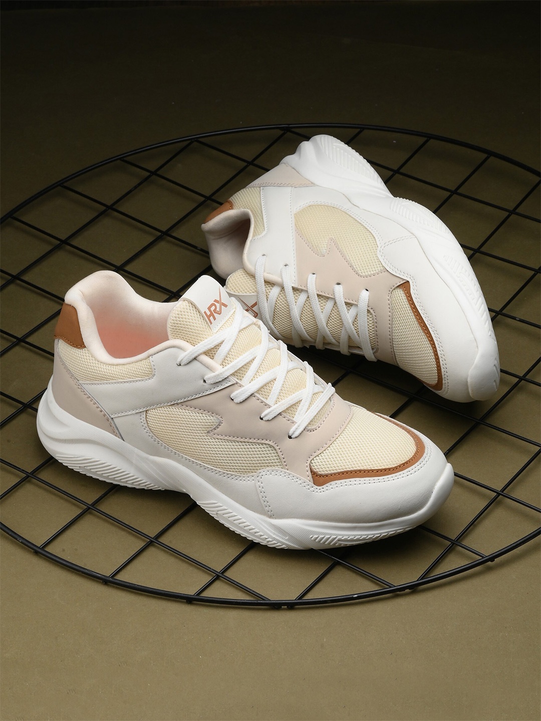 

HRX by Hrithik Roshan Men Cream-Coloured Mesh Running Shoes