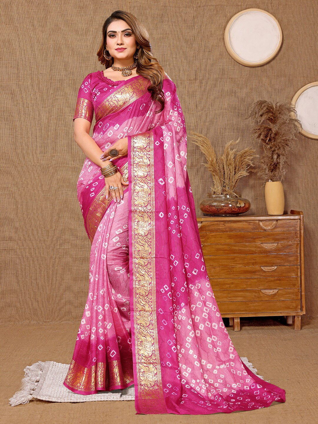 

Hema silk mills Bandhani Printed Saree, Pink