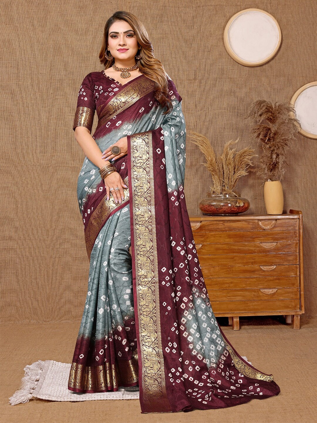 

Hema silk mills Bandhani Printed Saree, Grey