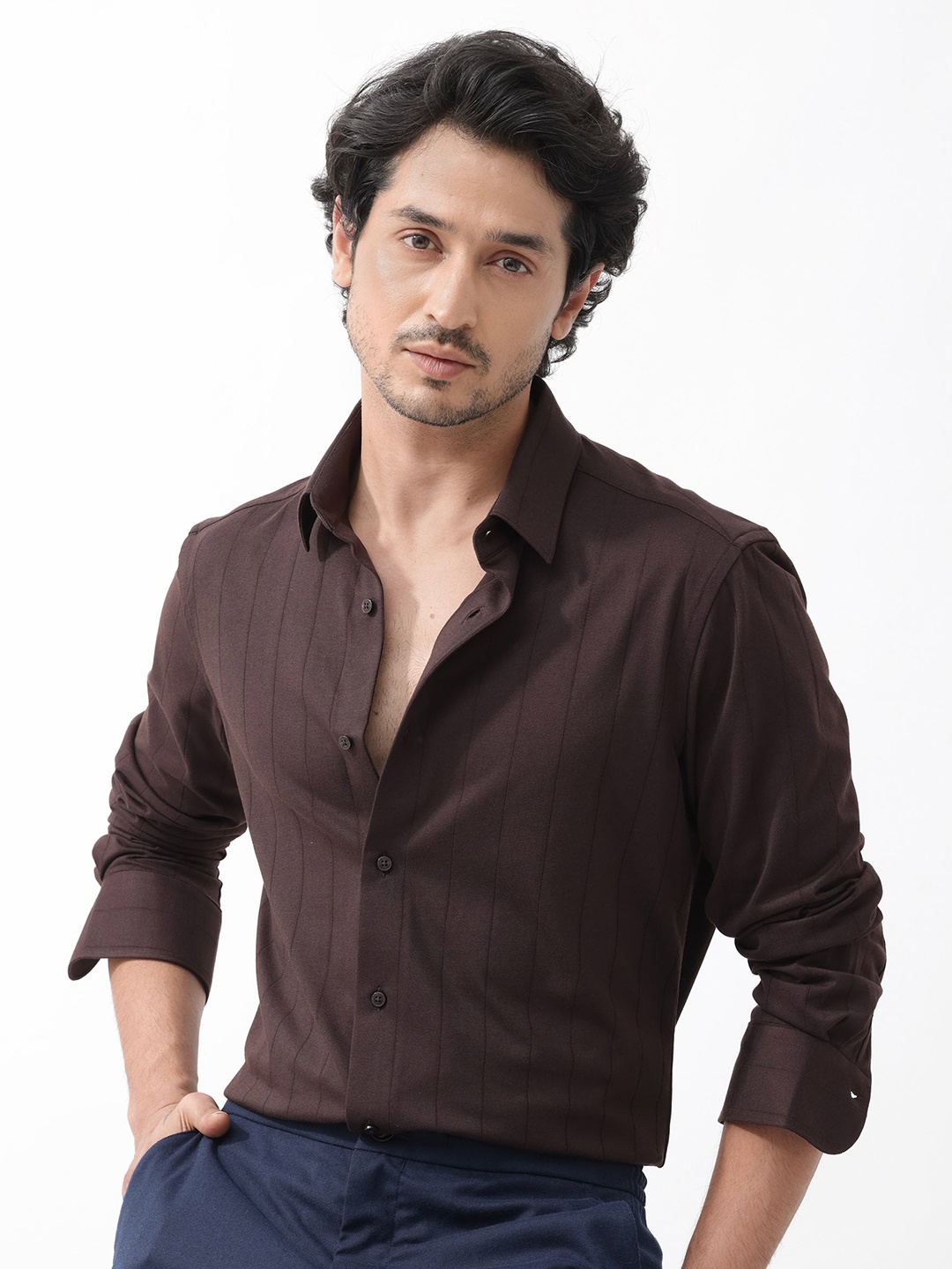 

RARE RABBIT Men Vert Regular Fit Vertical Striped Shirt, Brown
