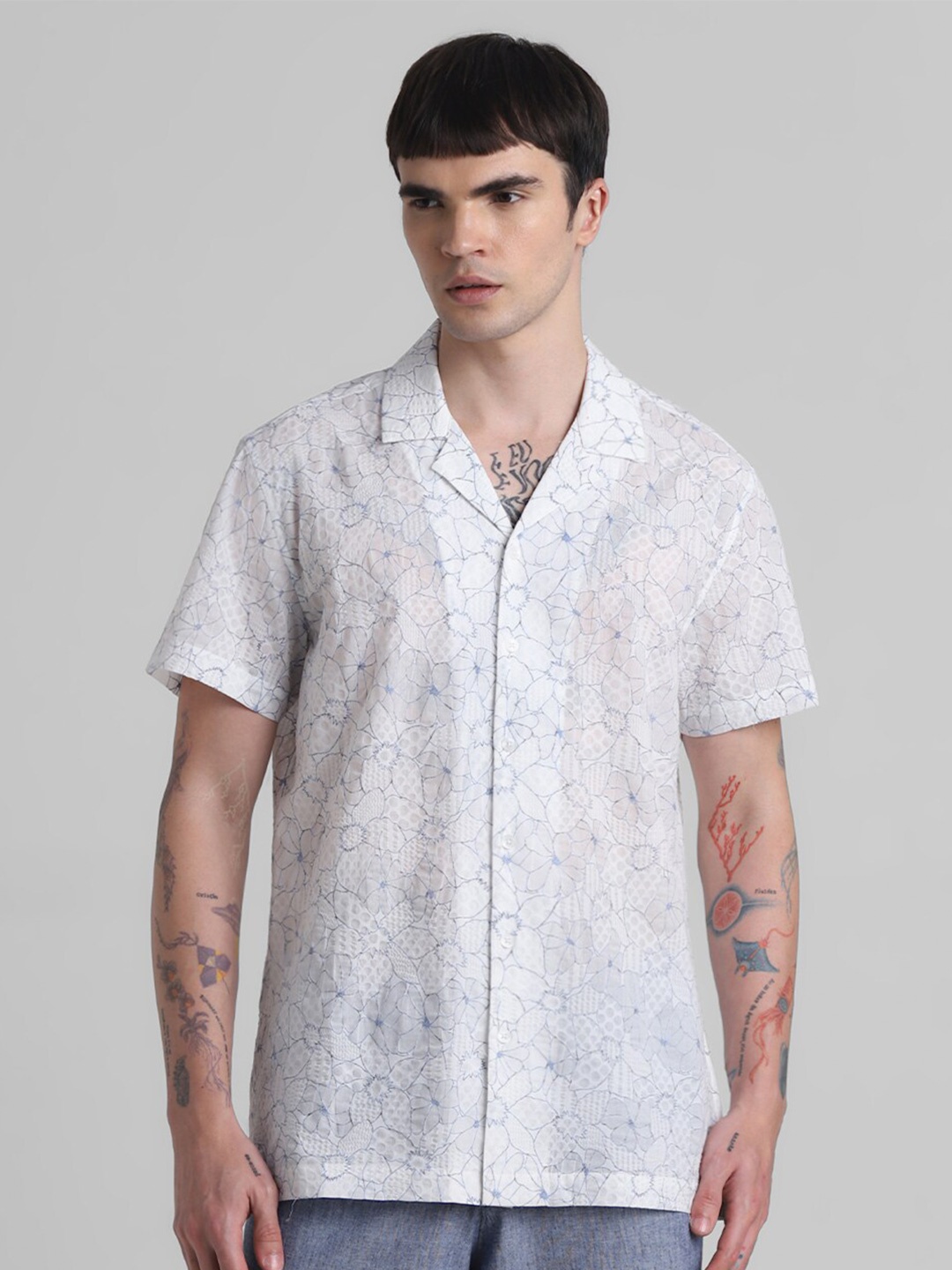 

Jack & Jones Floral Printed Cuban Collar Pure Cotton Casual Shirt, White