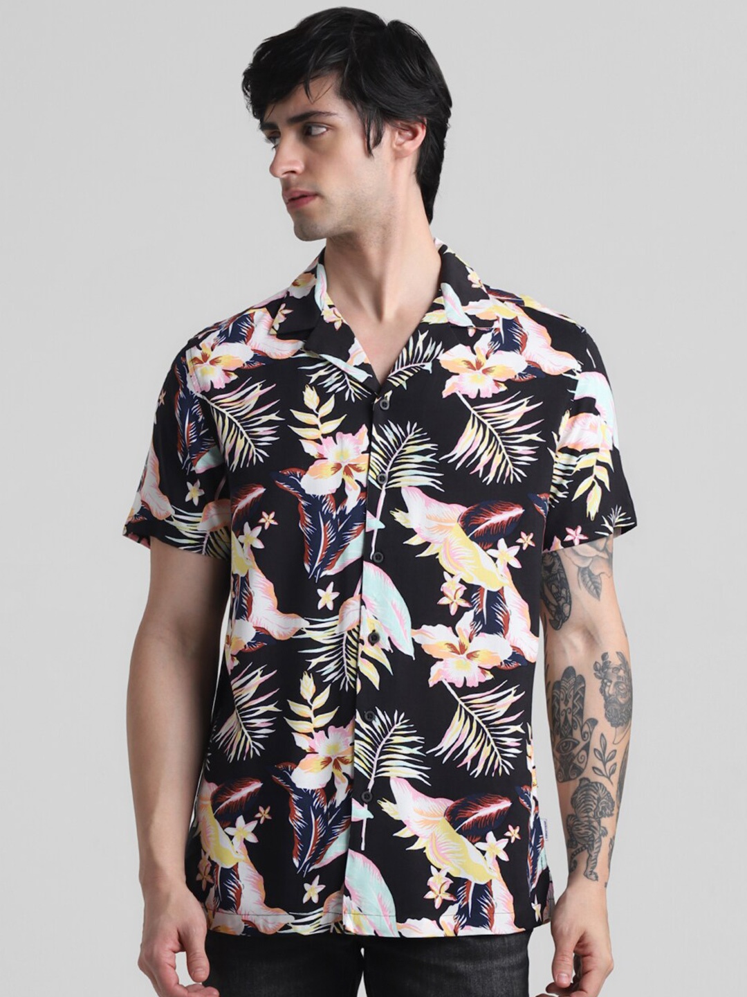 

Jack & Jones Spread Collar Floral Printed Casual Pure Cotton Shirt, Black