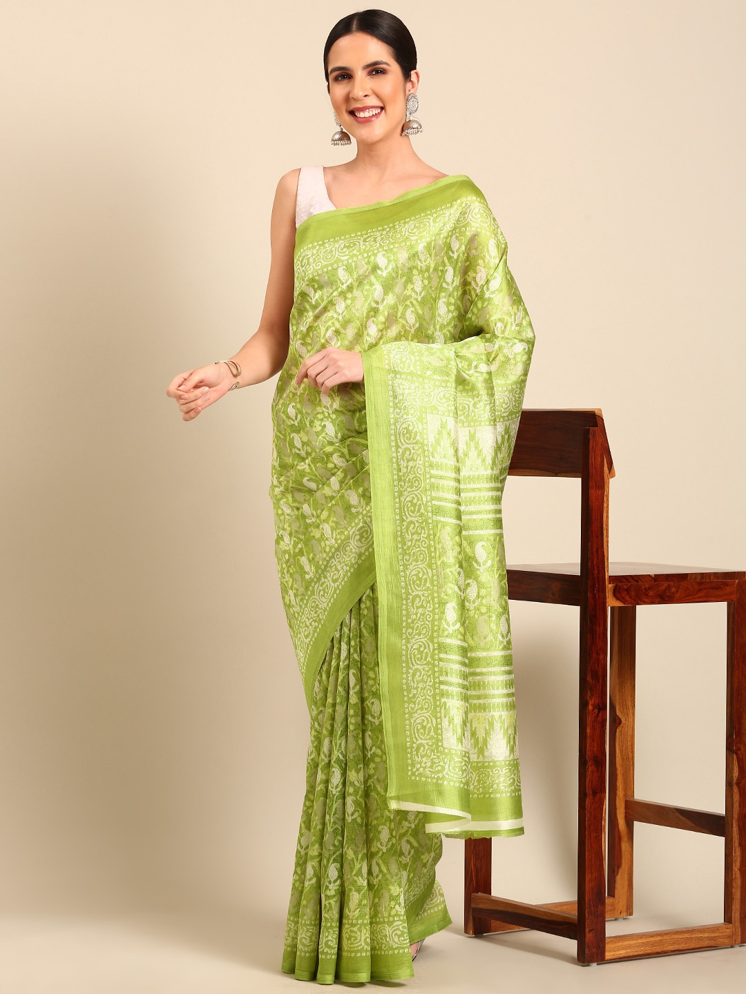 

SHANVIKA Batik Printed Saree, Lime green