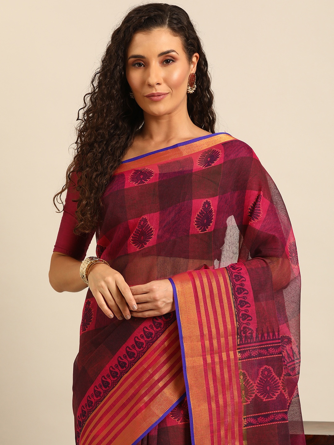 

SHANVIKA Ethnic Motifs Printed Zari Saree, Pink