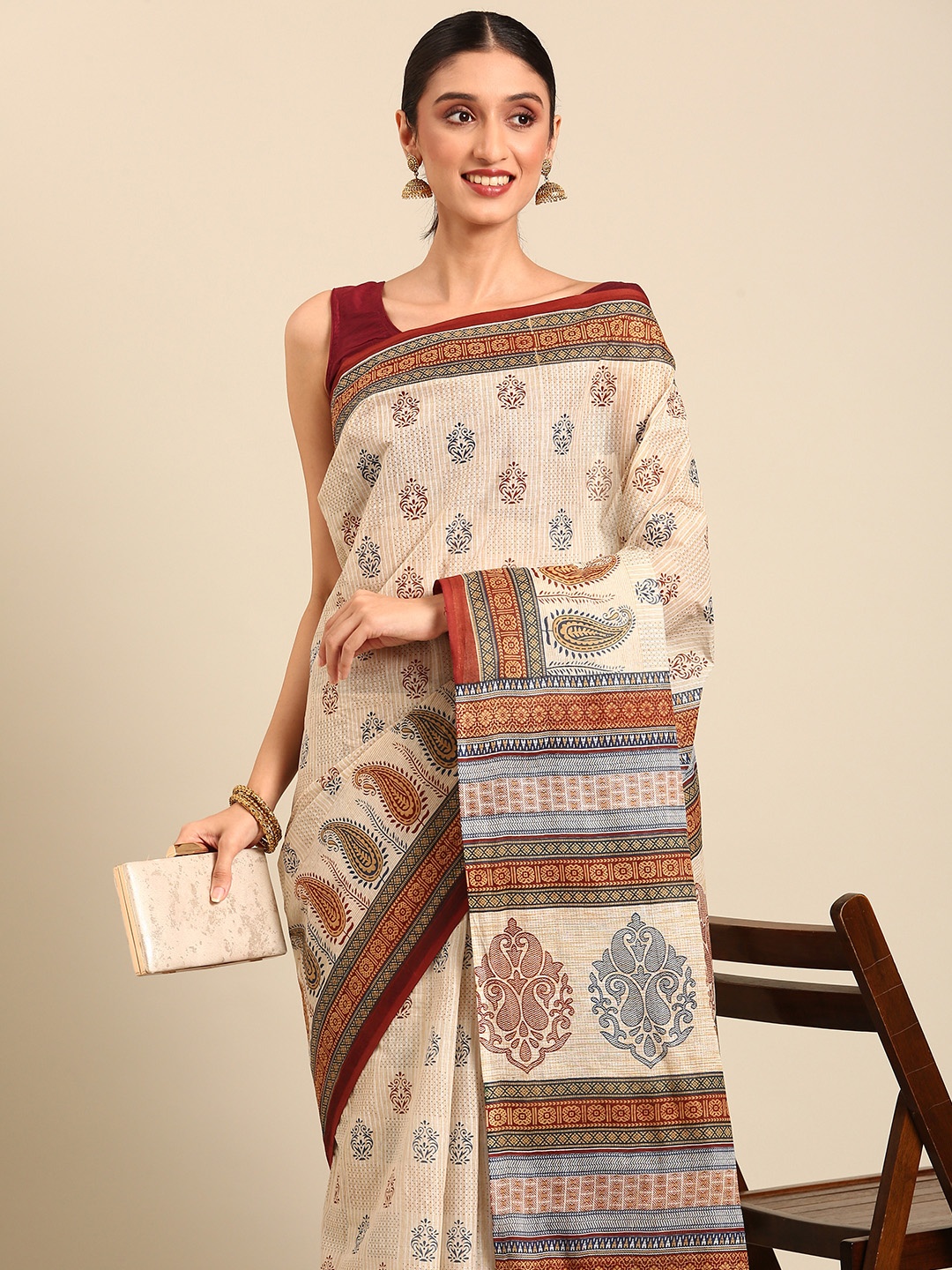 

SHANVIKA Ethnic Motifs Printed Pure Cotton Saree, Beige