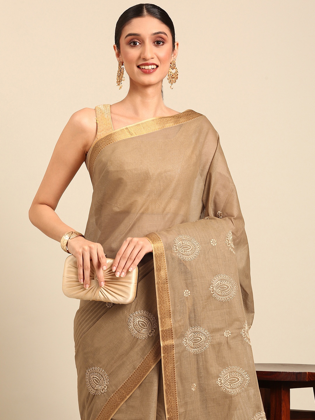 

SHANVIKA Ethnic Motifs Zari Pure Cotton Saree, Brown