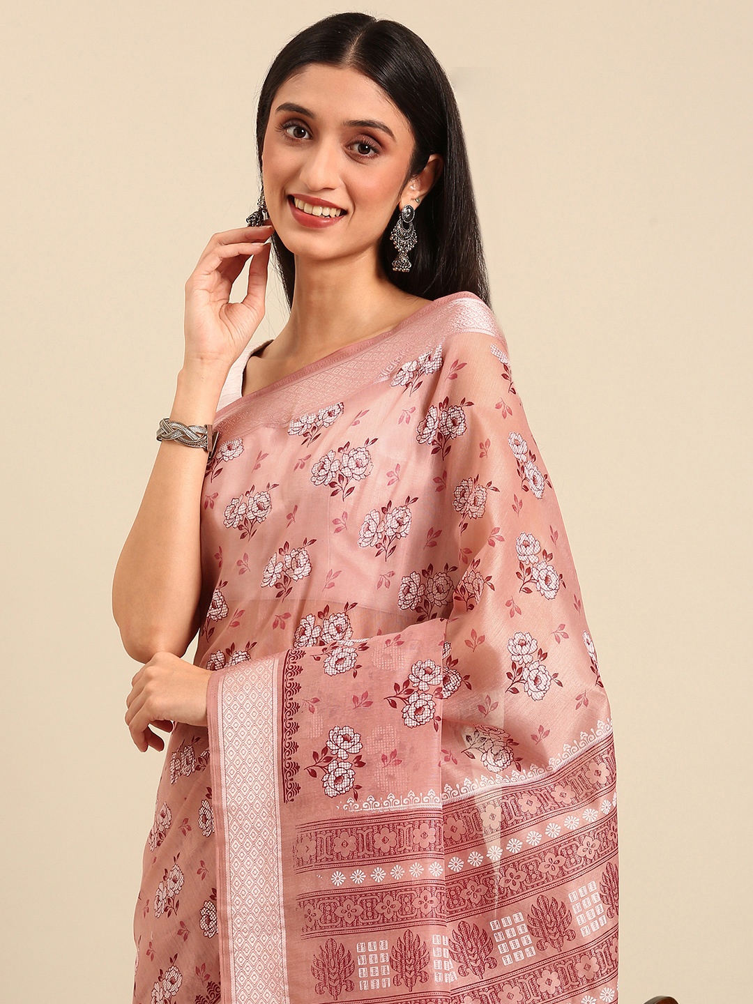 

SHANVIKA Floral Printed Zari Saree, Pink