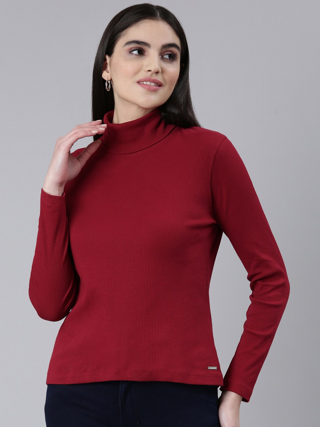 

TWIN BIRDS Turtle Neck Ribbed T-shirt, Maroon