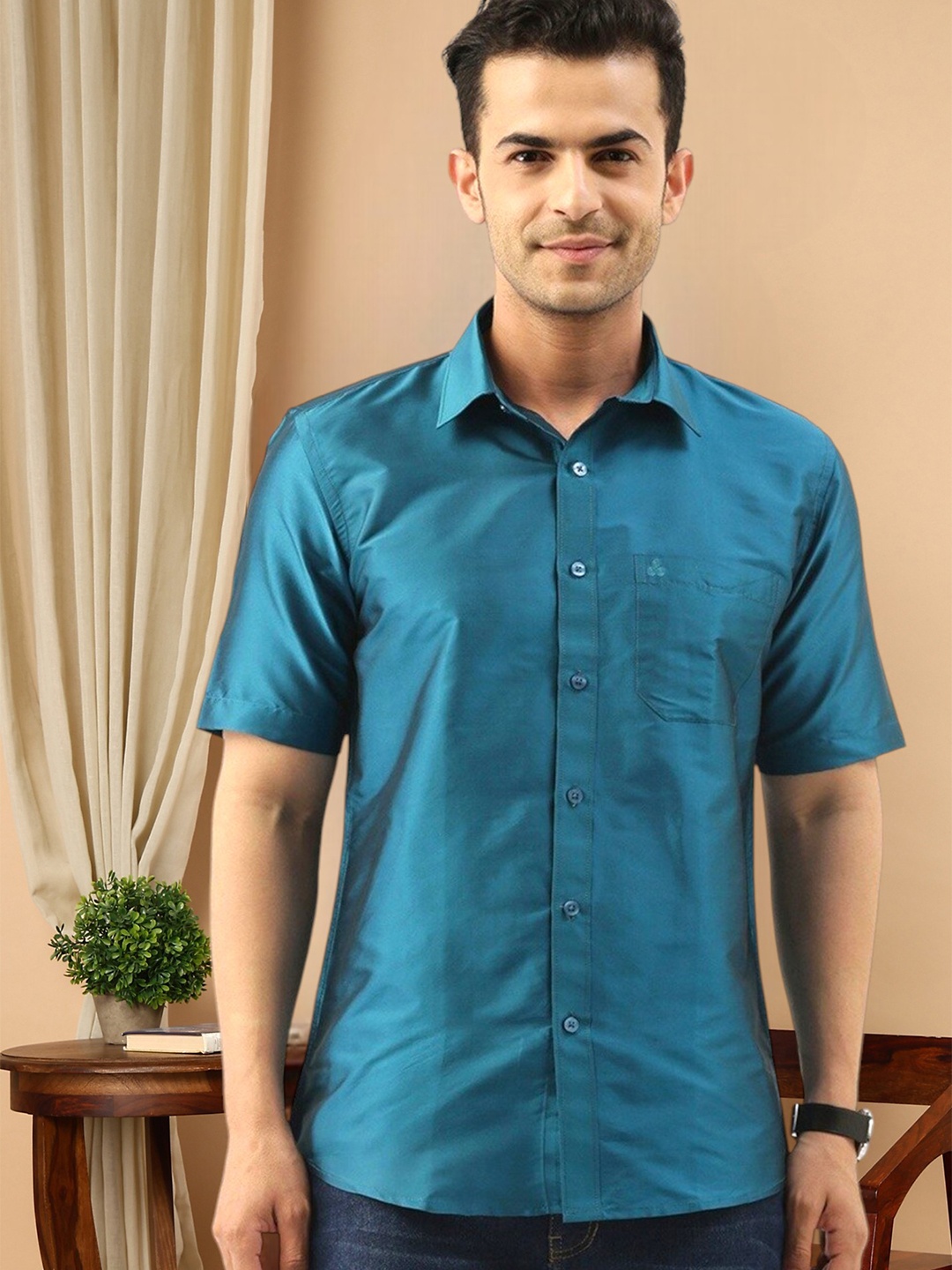 

TATTVA Spread Collar Short Sleeves Casual Shirt, Blue