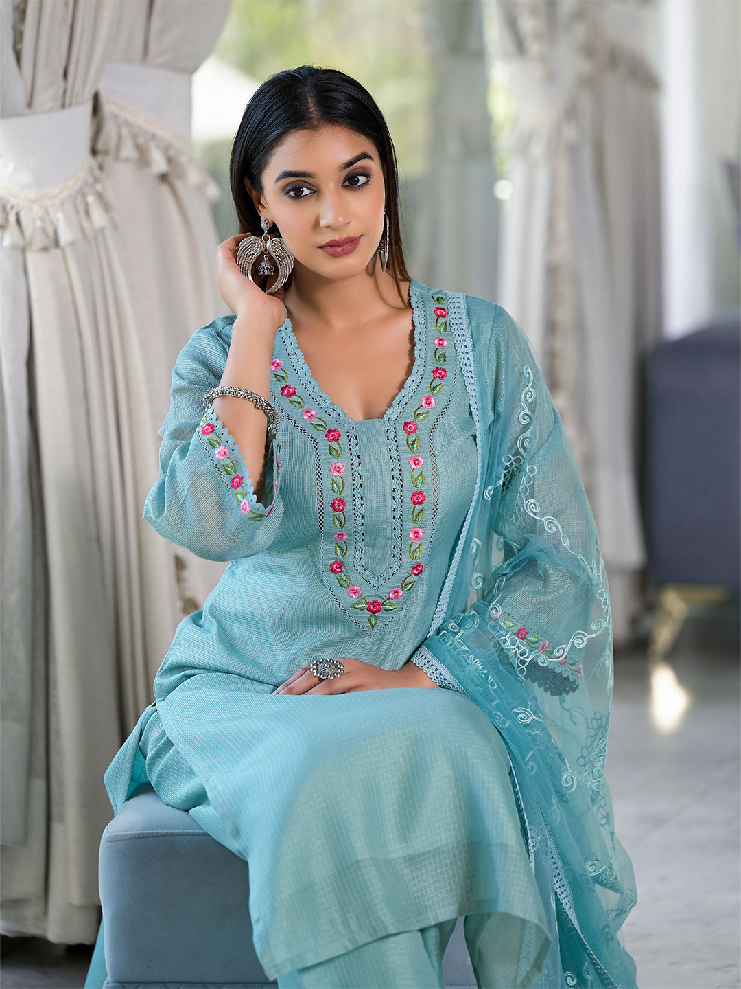 

Varanga Floral Yoke Design Regular Thread Work Kurta with Trousers & Dupatta, Sea green