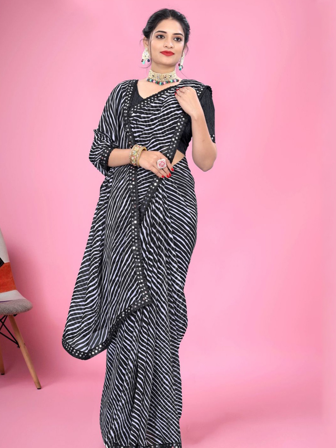 

MAGMINA Striped Sequinned Pure Georgette Saree, Black