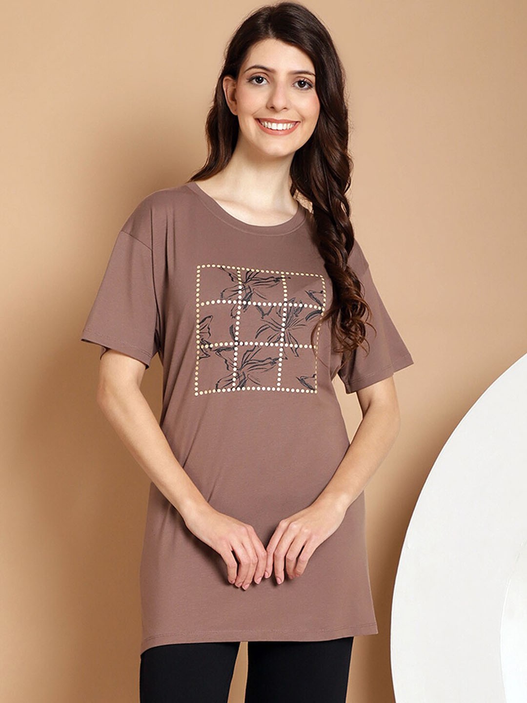

Kanvin Camel Brown Graphic-Printed Lounge T-Shirt