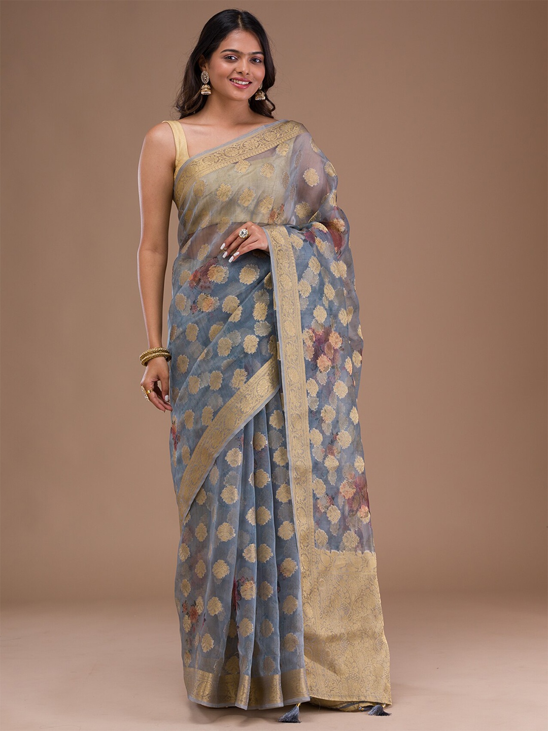 

Koskii Ethnic Motifs Woven Design Zari Tissue Saree, Grey
