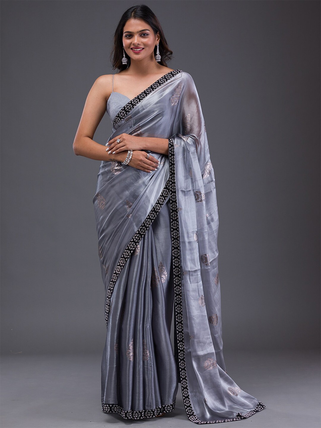 

Koskii Woven Design Beads and Stones Saree, Grey