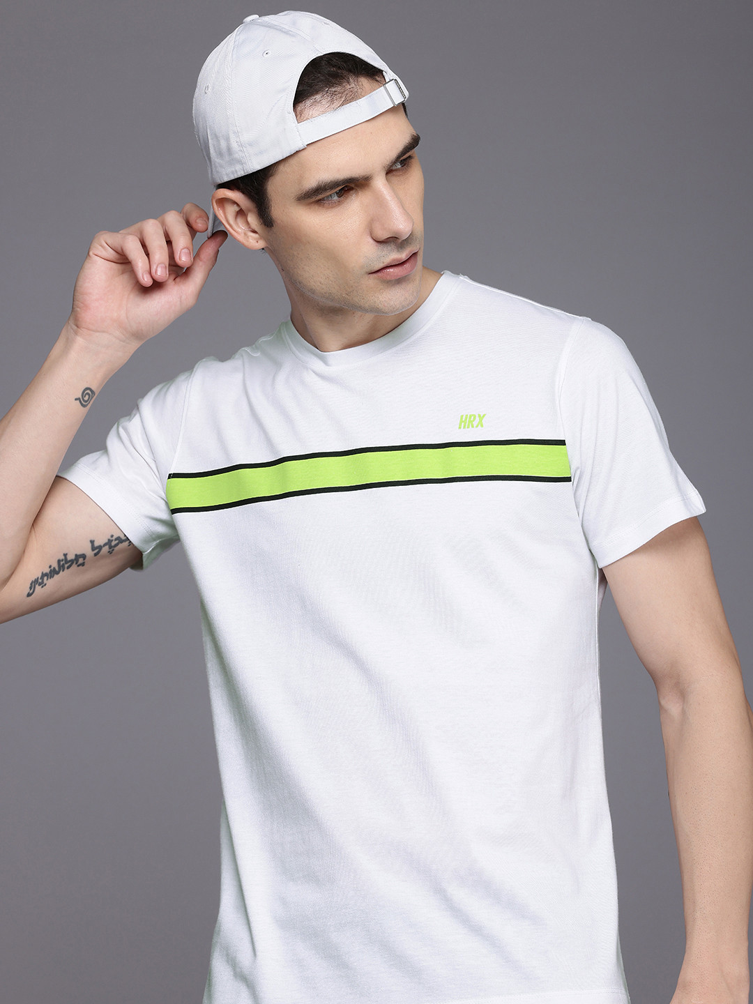 

HRX by Hrithik Roshan Men Lifestyle Striped T-shirt, White