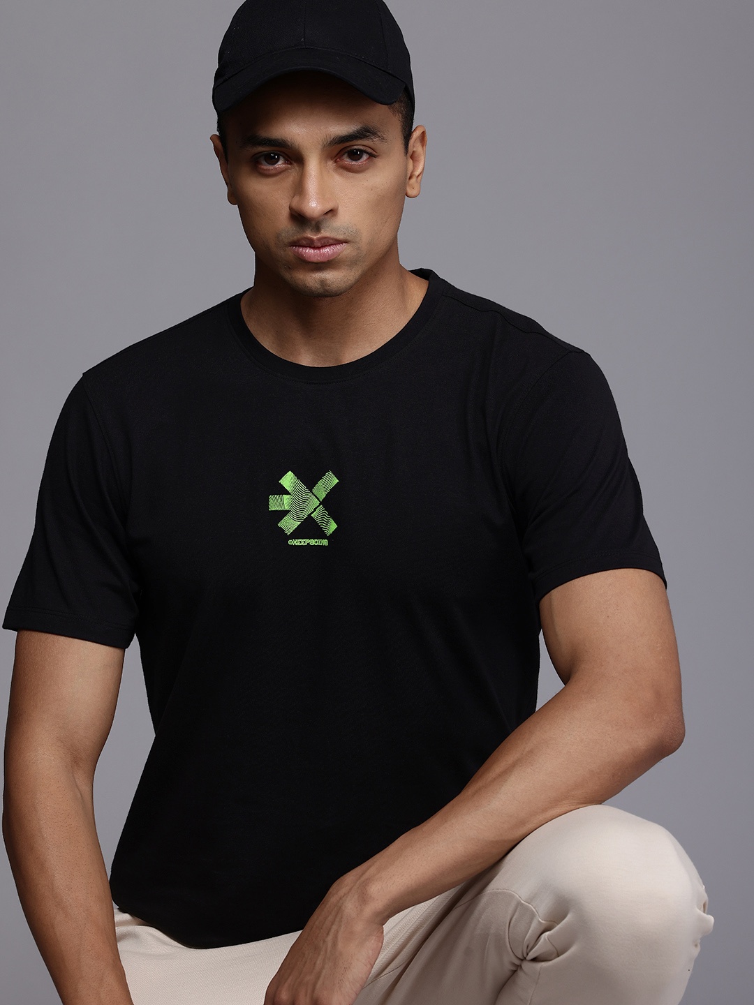 

HRX by Hrithik Roshan Men Lifestyle T-shirt, Black
