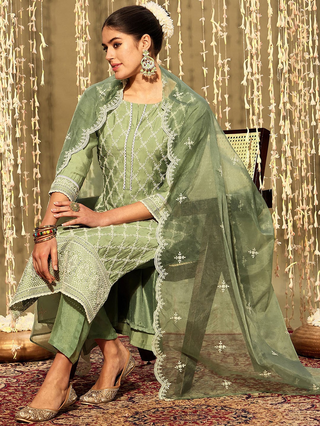 

Indo Era Geometric Embroidered Regular Thread Work Kurta With Trousers & Dupatta, Green